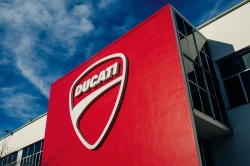 Le carnet de commande de Ducati explose