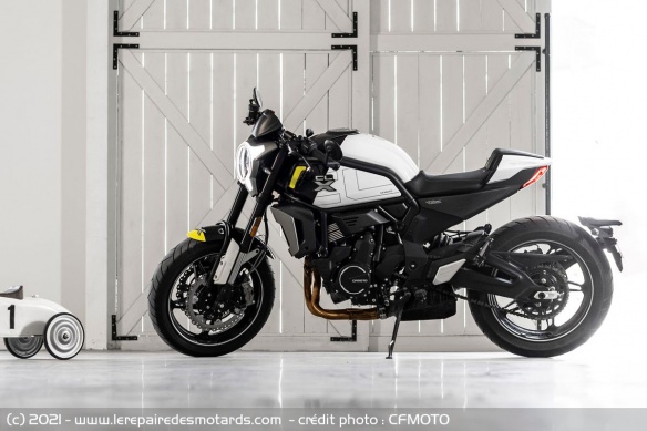 CFMOTO 700 CL-X Sport
