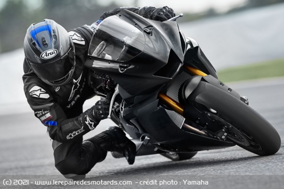 Yamaha R6 Race 2022