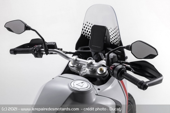Le poste de pilotage de la Ducati DesertX