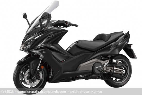 Maxi-scooter Kymco AK 550 Maxi-scooter Kymco AK 550