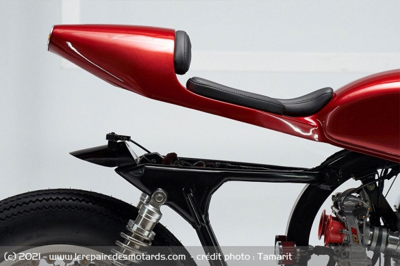 Café Racer Tamarit Gullwing X