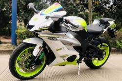 Huaying R6, un presque copier/coller