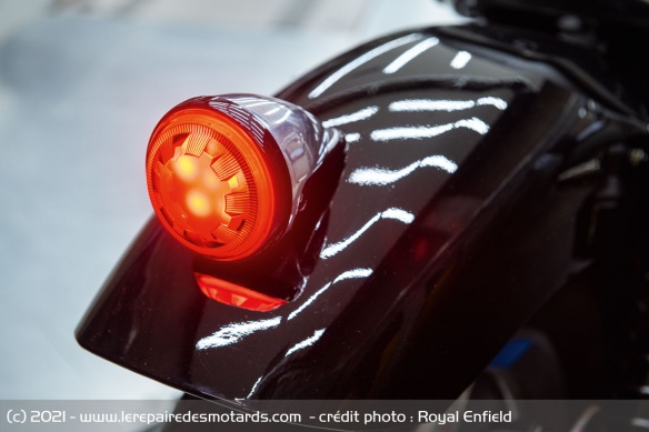 Le phare arrière du concept Royal Enfield SG650