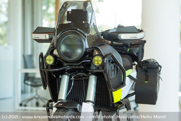 Les différences entre la Norden 901 et les KTM 890 Adventure ne seront-elles que d'ordre esthétiques ? Les différences entre la Norden 901 et les KTM 890 Adventure ne seront-elles que d'ordre esthétiques ?