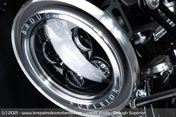 Le phare de la Brough Superior S.S.100
