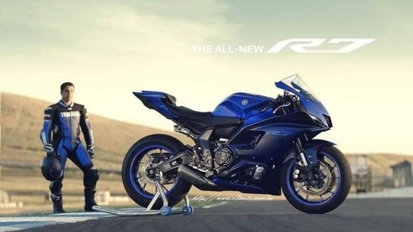 La toute nouvelle Yamaha R7