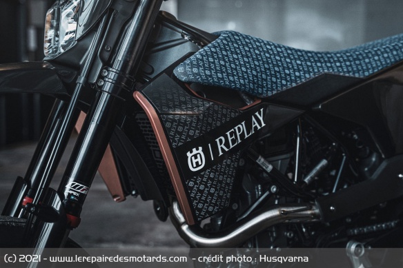 Husqvarna et Replay renforcent leur partenariat à travers ce projet