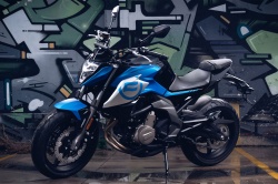 Roadster CF Moto 650 NK SP