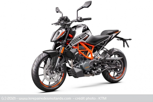 Roadster KTM 125 Duke 2021 Roadster KTM 125 Duke 2021