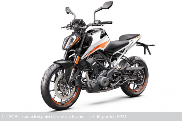 Roadster KTM 390 Duke 2021 Roadster KTM 390 Duke 2021