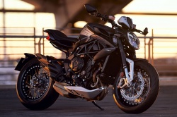 Roadster MV Agusta Dragster RR