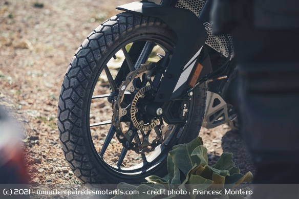 La 390 Adventure reçoit de nouvelles jantes