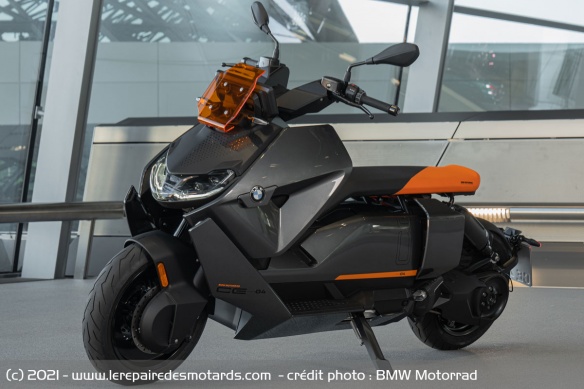 La version de série du BMW CE 04 La version de série du BMW CE 04