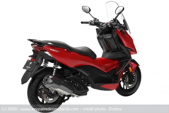 Le constructeur n'a dévoilé ni les caractéristiques ni le tarif du scooter Le constructeur n'a dévoilé ni les caractéristiques ni le tarif du scooter