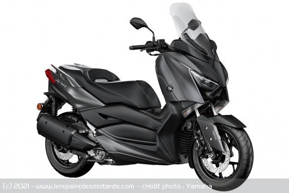 Yamaha XMAX 300
