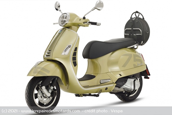 Vespa GTS 75th