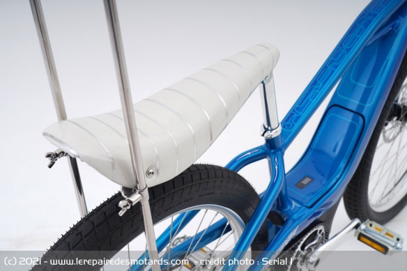 La selle longue du Serial 1 MOSH/CHOPPER La selle longue du Serial 1 MOSH/CHOPPER