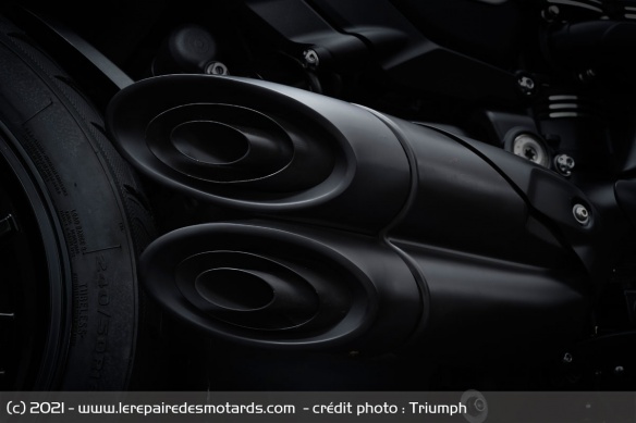 Silencieux des Triumph Rocket 3 Black