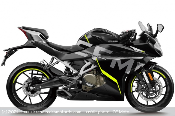 Sportive CF Moto 300 SR Sportive CF Moto 300 SR