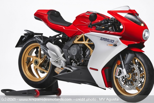 Sportive MV Agusta Superveloce 2021