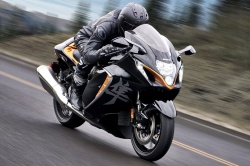 Sportive Suzuki Hayabusa 2021