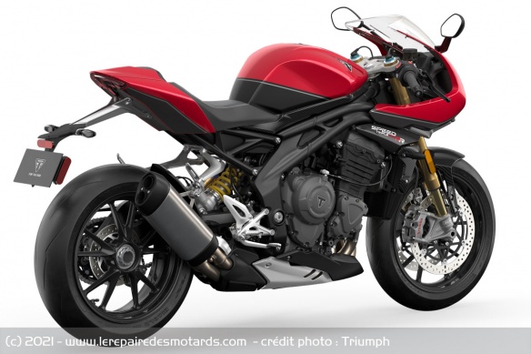Triumph Speed Triple 1200 RR