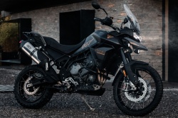 Trail Triumph Tiger 900 Bond Edition