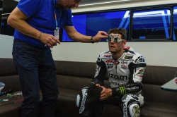 Les pilotes de MotoGP clignent moins des yeux - Crédit photo : SIFI/LCR