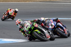 WSBK : Rea en pole position à Estoril - Crédit photo : Kawasaki