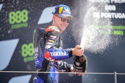 La Légion d'honneur pour Quartararo - Crédit photo : Yamaha Racing