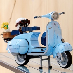 Lego Vespa 125