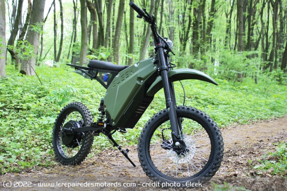 La Eleek Atom Military La Eleek Atom Military