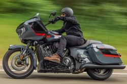 Bagger Indian Challenger Elite
