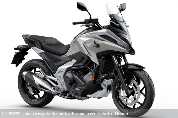 Honda NC750X 2023