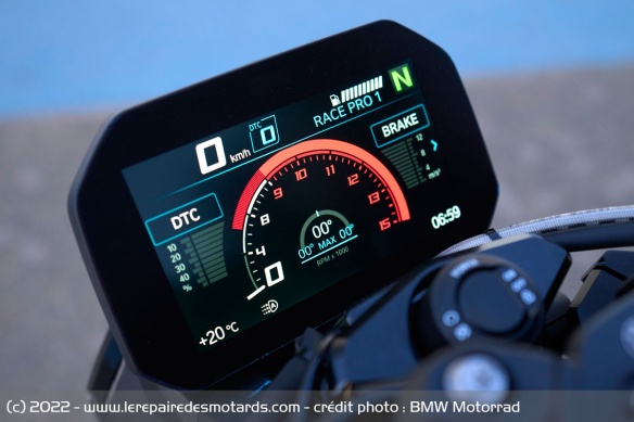 Compteur TFT de la BMW M 1000 R