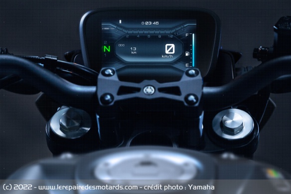 La 125 reçoit le même compteur TFT que la MT-07 La 125 reçoit le même compteur TFT que la MT-07