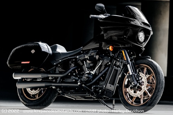 La Harley-Davidson Low Rider ST La Harley-Davidson Low Rider ST