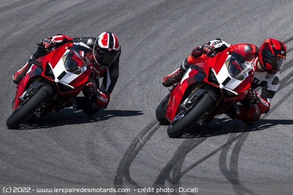 Ducati Panigale V4 R