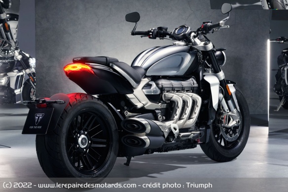 Triumph Rocket 3 R Chrome Collection