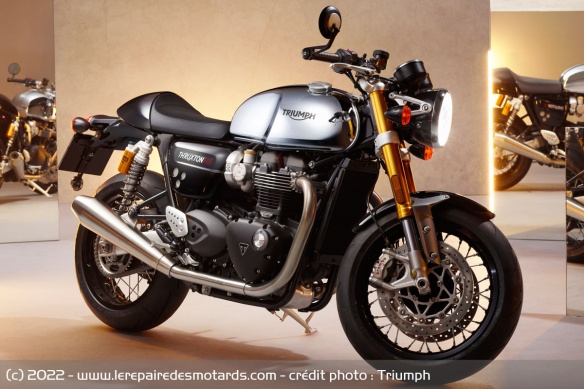 Triumph Thruxton RS Chrome Collection