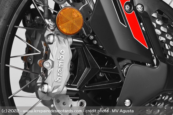 Trail MV Agusta Lucky Explorer 5.5 Trail MV Agusta Lucky Explorer 5.5