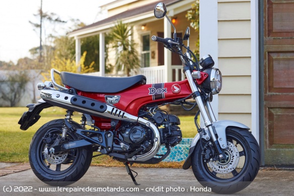 Honda ST125 Dax