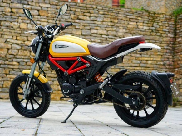 Jianling CoCo Pony, la copie de Ducati Scrambler
