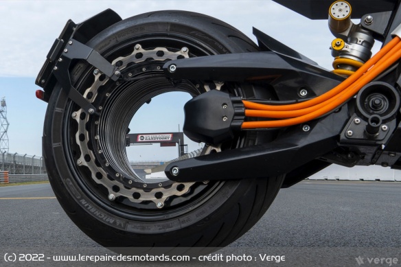 Le moteur revendique désormais 138 ch, mais la vitesse de pointe reste identique