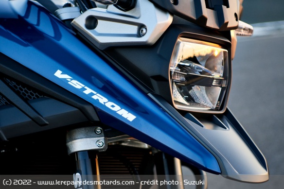 Phare à LED de la Suzuki V-Strom 1050