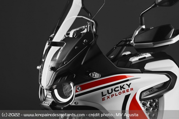 Trail MV Agusta Lucky Explorer 5.5 Trail MV Agusta Lucky Explorer 5.5