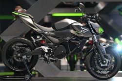 Kawasaki dévoile son prototype de moto électrique