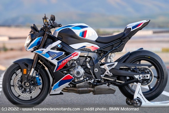 La M 1000 R reçoit le 4 cylindres de 999 cm3 dans la même configuration que sur la S 1000 RR 2023