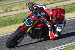 Roadster Ducati Monster SP